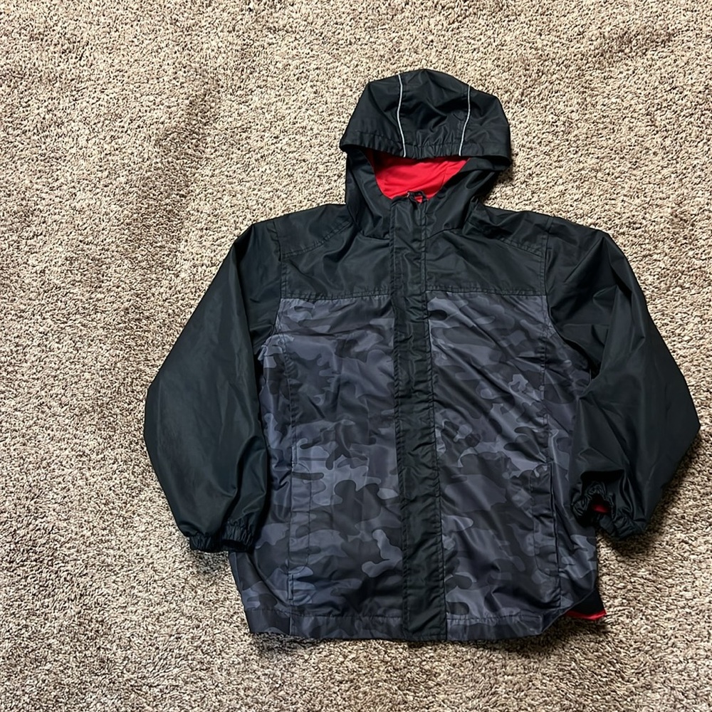 Boys faded glory jacket size large 10–12.